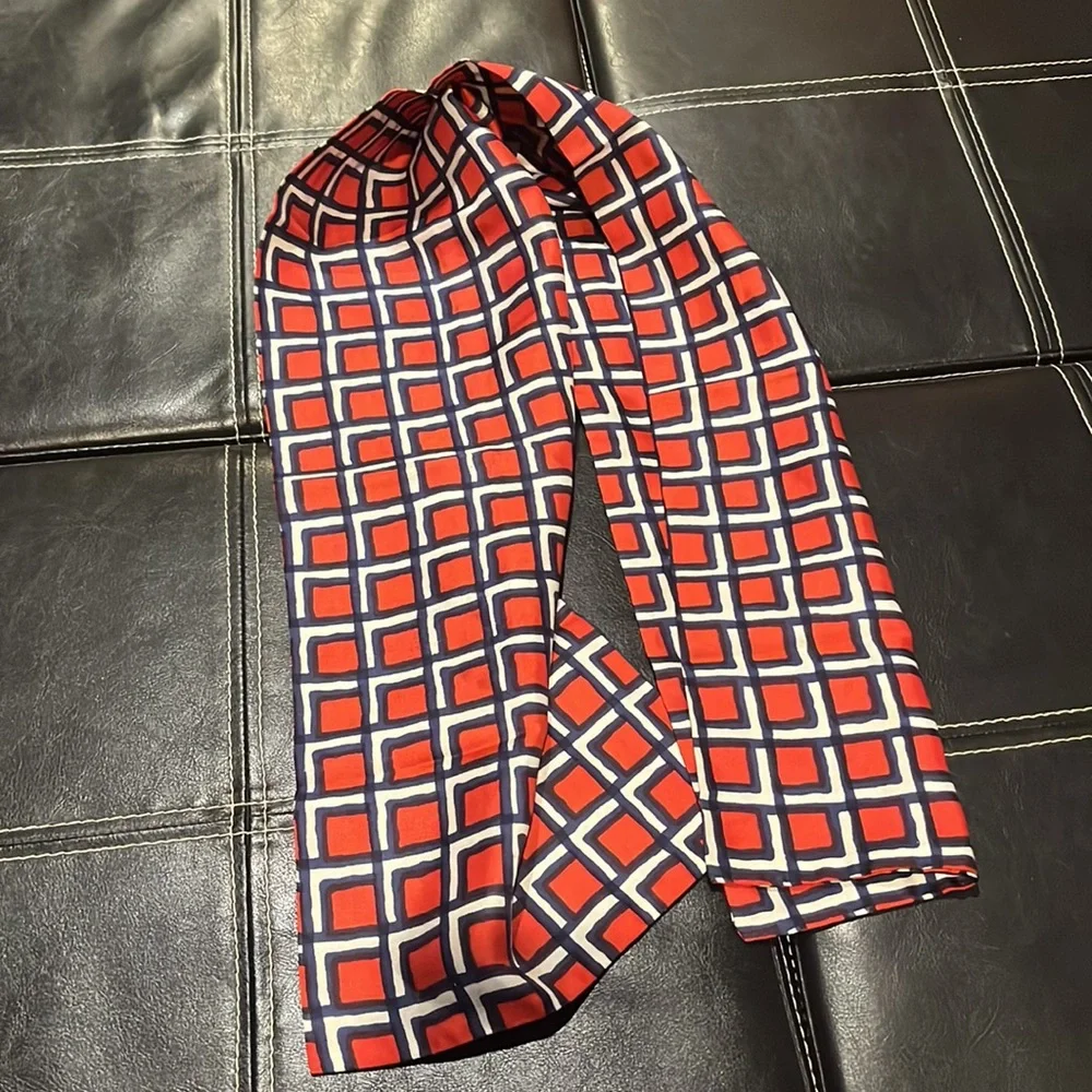 Pattern scarf - Picture 3 of 3